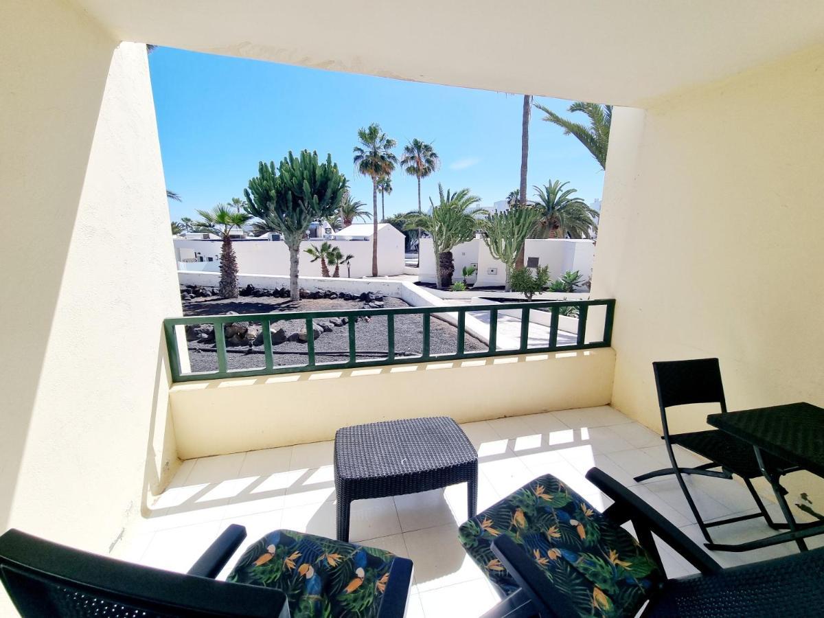 Casa Atlantis Playa Roca Lägenhet Costa Teguise Exteriör bild