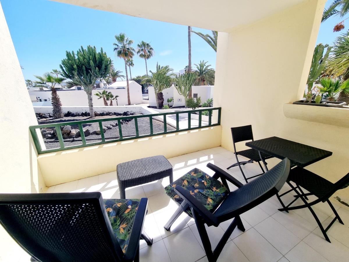Casa Atlantis Playa Roca Lägenhet Costa Teguise Exteriör bild