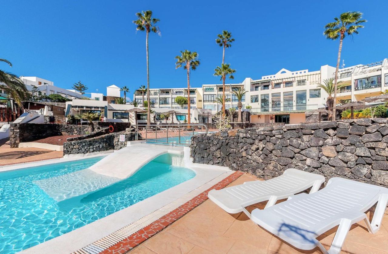 Casa Atlantis Playa Roca Lägenhet Costa Teguise Exteriör bild